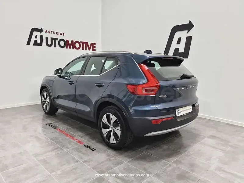 Begagnad Volvo XC40 Inscription 262 HK (192 kW) 2021 Blå SUV