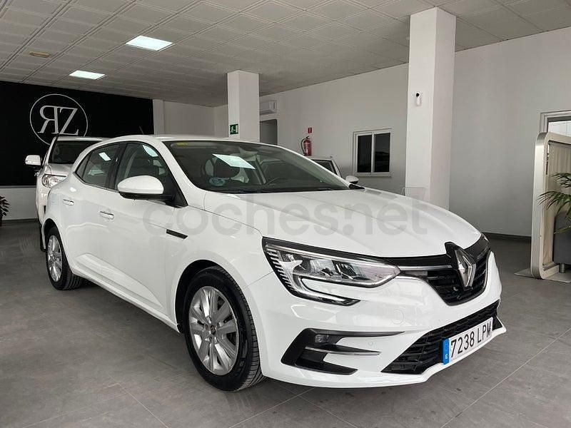 Usado Renault Mégane IV Business 115 CV (84 kW) 2021 Blanco Berlina