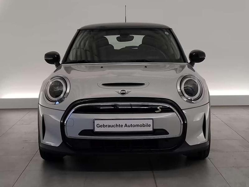 Usado Mini Cooper SE 135 kW (184 CV) 2021 Plateado Utilitario