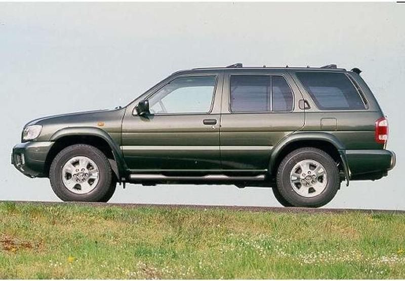 Plateado Usado 2004 Nissan Pathfinder SUV | 14.990 € - Imagen 1/4