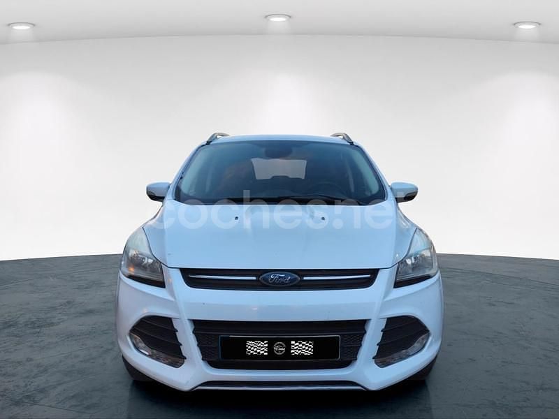 Usado Ford Kuga Trend 120 CV (88 kW) 2016 Blanco SUV