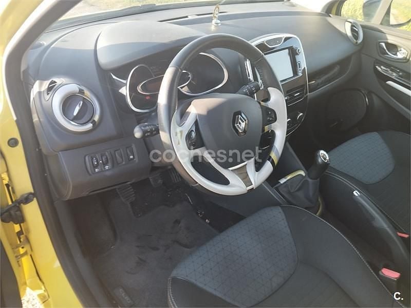 Usado Renault Clio IV Expression 90 CV (66 kW) 2013 Amarillo Berlina