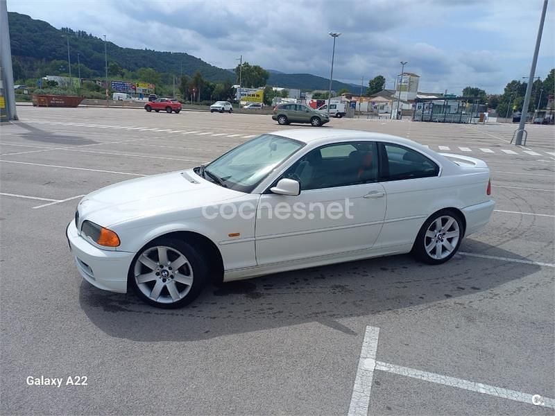 Usado BMW 323 170 CV (125 kW) 1999 Blanco Coupe