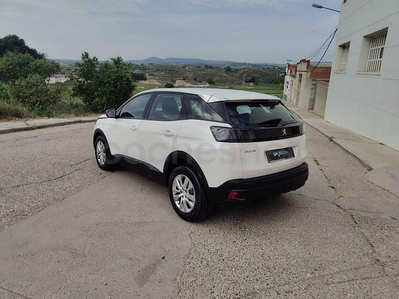 Käytetty Peugeot 3008 Active 130 HP (95 kW) 2022 Valkoinen Katumaasturi