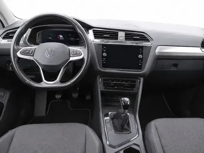 Usado VW Tiguan Life 150 CV (110 kW) 2022 Blanco SUV
