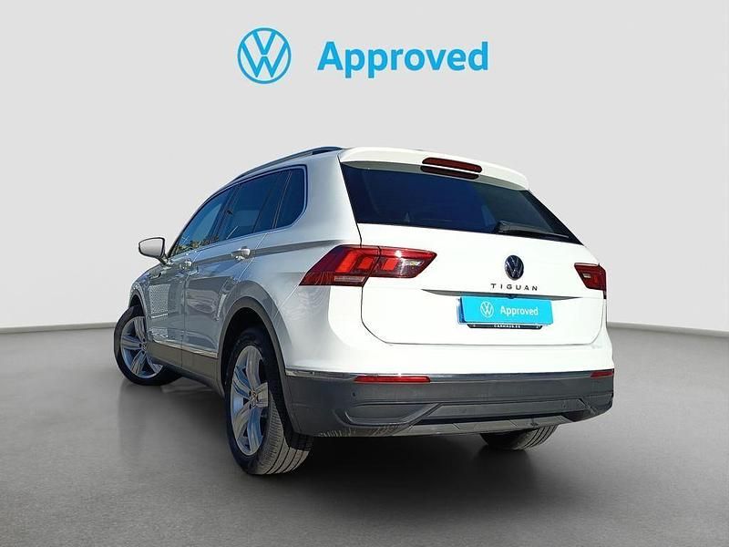 Usado VW Tiguan Life 150 HP (110 kW) 2020 Branco SUV