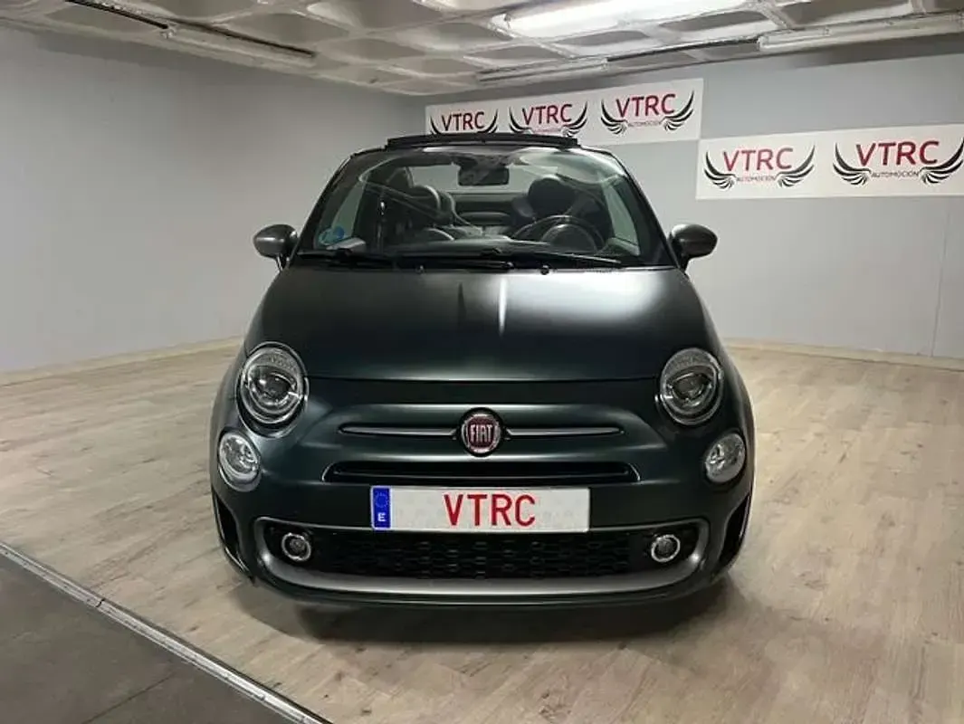 Usado Fiat 500C 71 CV (52 kW) 2021 Verde Descapotable