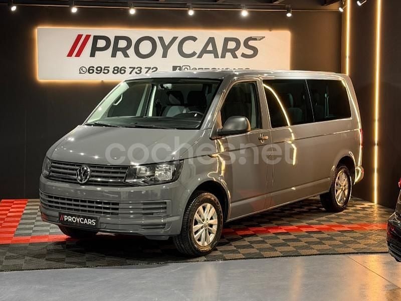 Gris / plata Usado 2017 VW Caravelle Monovolumen | 25.990 € (Buen precio) - Imagen 1/4