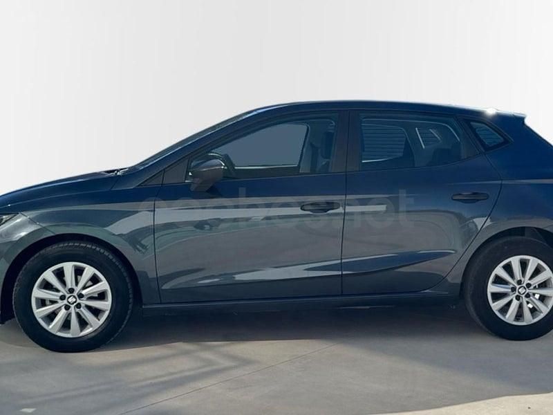 Usado Seat Ibiza Style 80 CV (58 kW) 2019 Gris / plata Utilitario