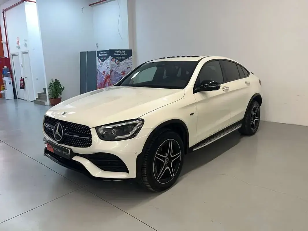 Usado Mercedes GLC300e 306 CV (225 kW) 2020 Blanco SUV