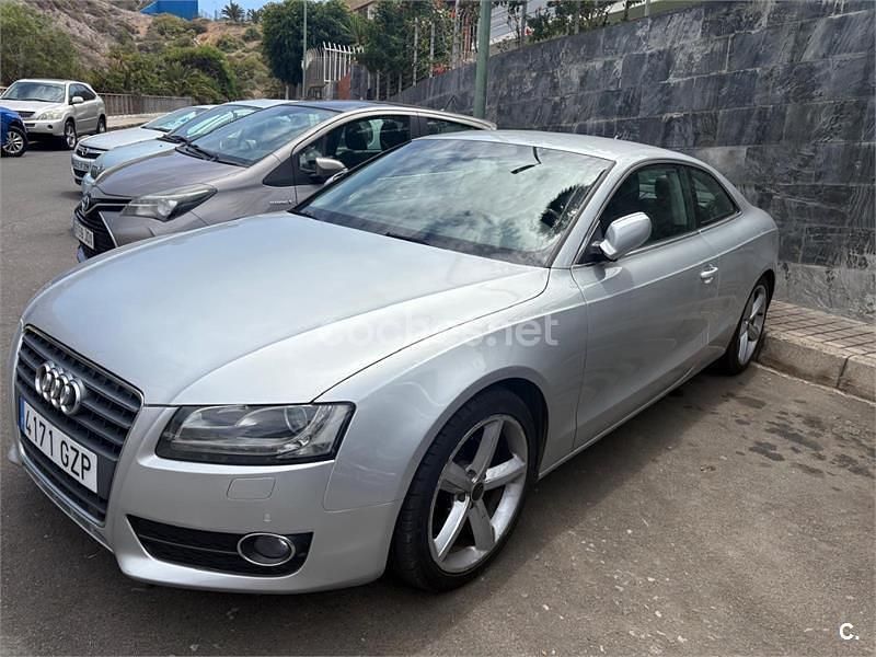 Usado Audi A5 180 CV (132 kW) 2010 Gris / plata Coupe