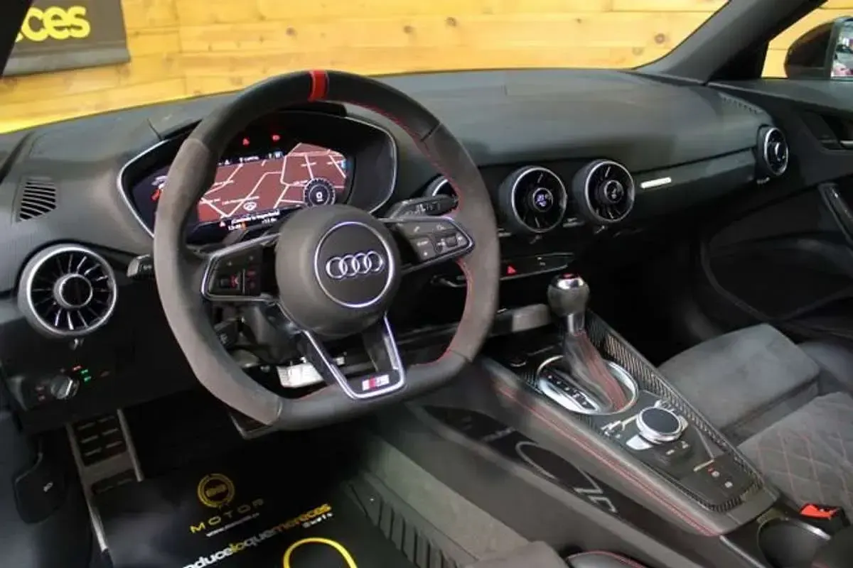 Usado Audi TT S-Line 245 CV (180 kW) 2024 Rojo Coupe