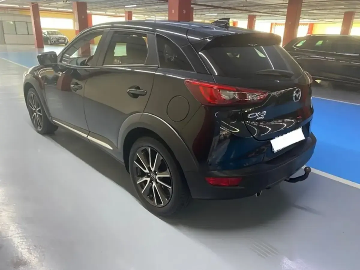Usado Mazda CX-3 Luxury 105 CV (77 kW) 2016 Negro SUV