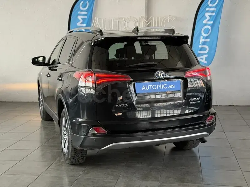 Usado Toyota RAV4 Hybrid Advance 197 CV (144 kW) 2018 Negro SUV