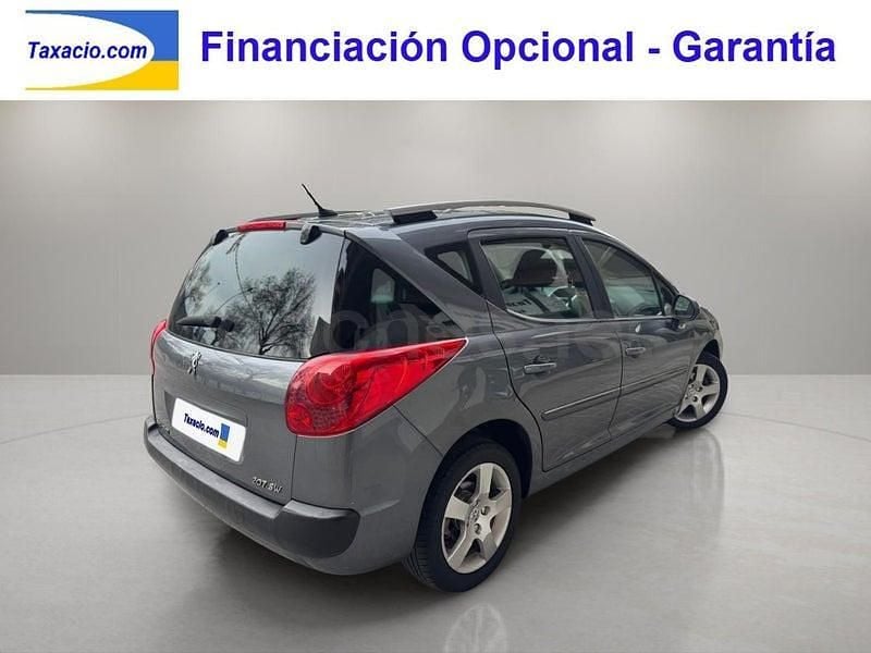 Usado Peugeot 207 Sport 90 CV (66 kW) 2010 Gris / plata Familiar