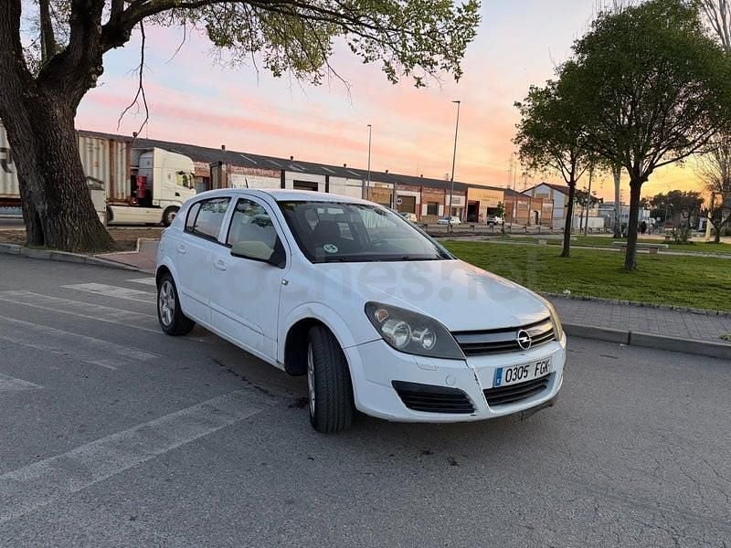 Usado Opel Astra Enjoy 100 HP (73 kW) 2006 Branco Sedan