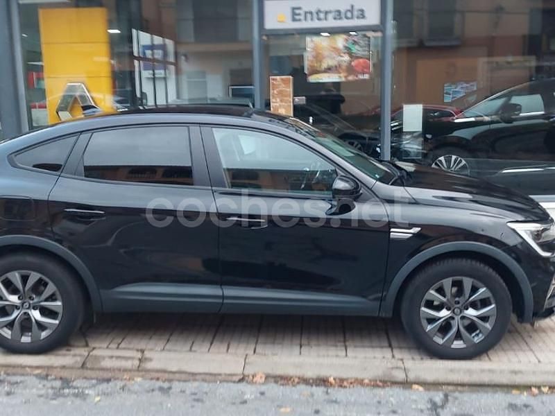 Negro Usado 2024 Renault Arkana Evolution SUV | 22.500 € (Un poco caro) - Imagen 1/4