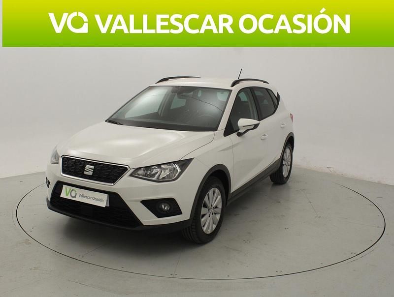 Usado Seat Arona Ecomotive 95 CV (69 kW) 2018 Blanco SUV