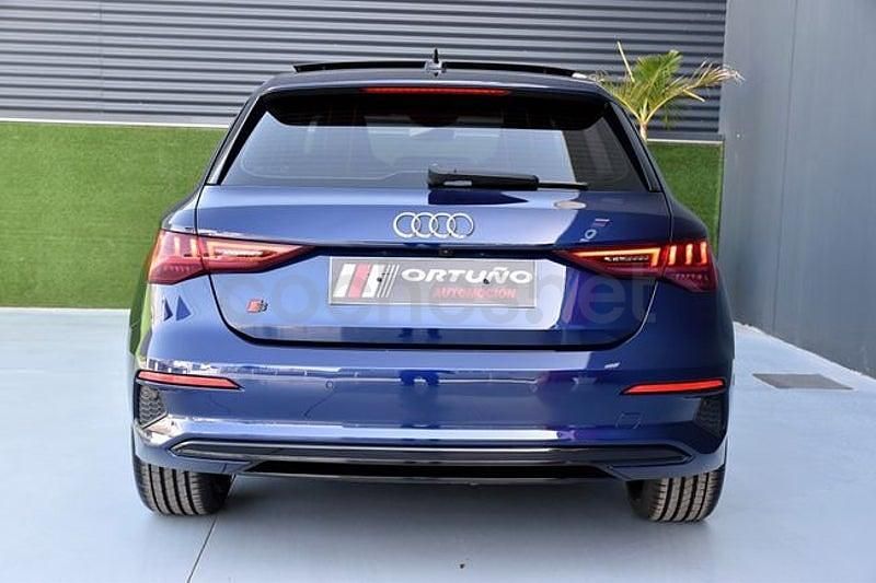 Usado Audi A3 S-Line 150 CV (110 kW) 2021 Azul Berlina
