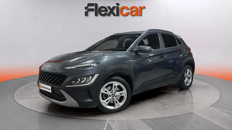 Usado Hyundai Kona 120 HP (88 kW) 2022 Cinzento SUV