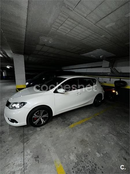 Usado Nissan Pulsar Visia 115 CV (84 kW) 2015 Blanco Berlina