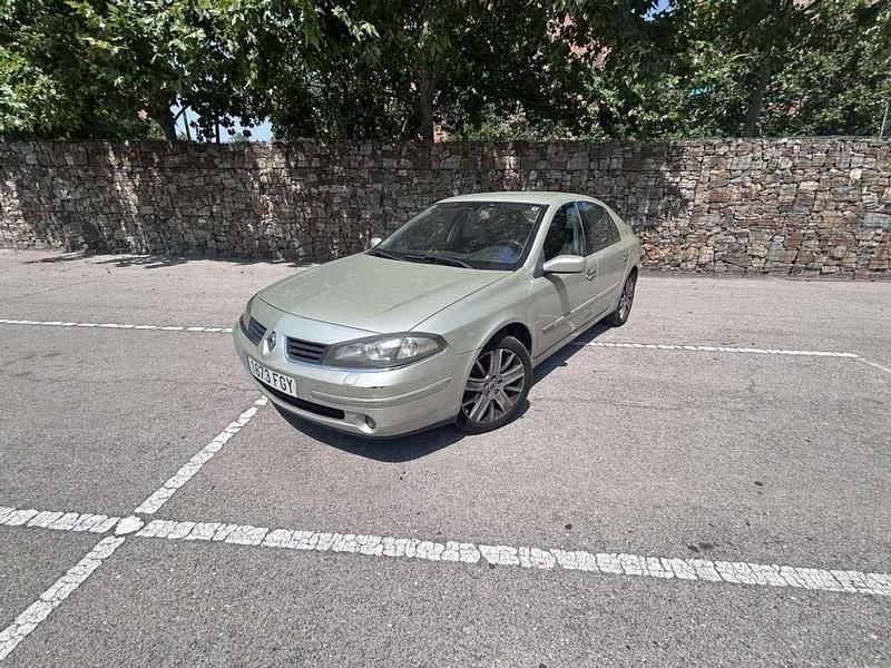 Gris Usado 2006 Renault Laguna II Privilege Berlina | 1975 € (Buen precio) - Imagen 1/4
