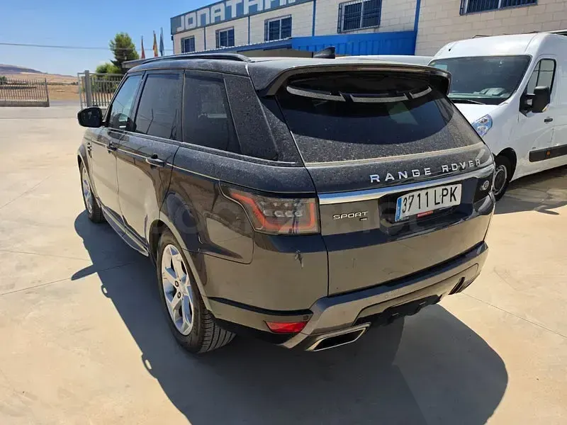 Usado Land Rover Range Rover Sport HSE 249 CV (183 kW) 2021 Gris / plata SUV