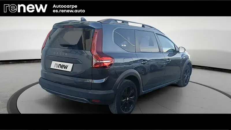 Usado Dacia Jogger Comfort 100 CV (73 kW) 2022 Negro Monovolumen