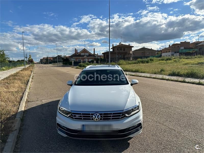 Usado VW Passat Sportline 150 CV (110 kW) 2017 Blanco Familiar