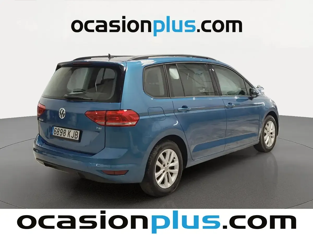 Usado VW Touran Edition 110 CV (80 kW) 2018 Azul Monovolumen