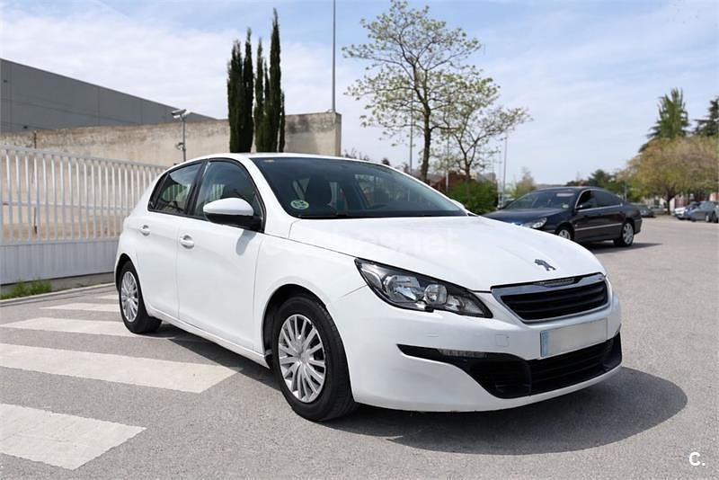 Usado Peugeot 308 Access 92 CV (67 kW) 2014 Blanco Berlina