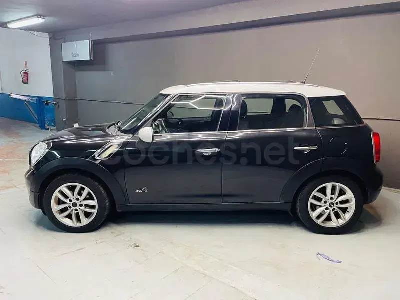 Usado Mini Cooper D Countryman 112 CV (82 kW) 2011 Negro SUV