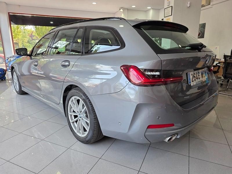 Usado BMW 318 150 CV (110 kW) 2023 Gris Familiar