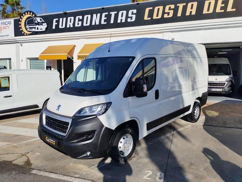 Usado Peugeot Boxer S 140 CV (102 kW) 2020 Blanco Van