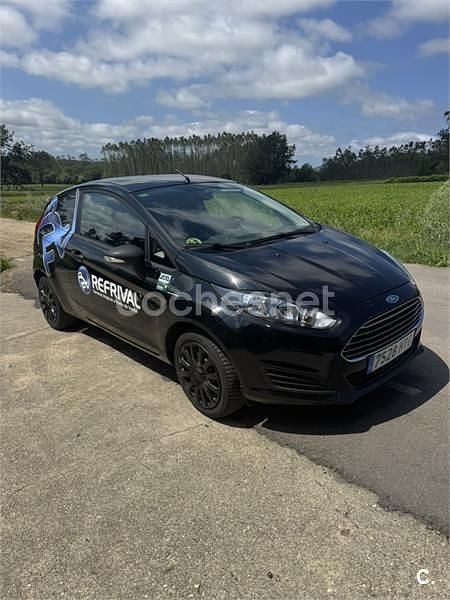 Negro Usado 2013 Ford Fiesta Trend Utilitario | 6000 € (Precio justo) - Imagen 1/2