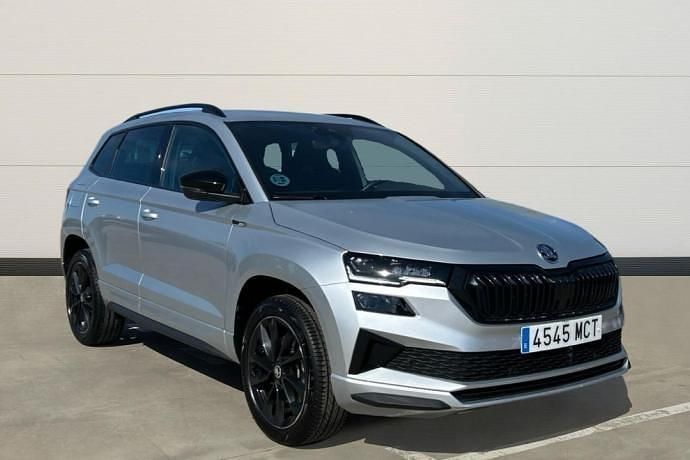 Usado Skoda Karoq SportLine 151 CV (111 kW) 2022 Plateado SUV