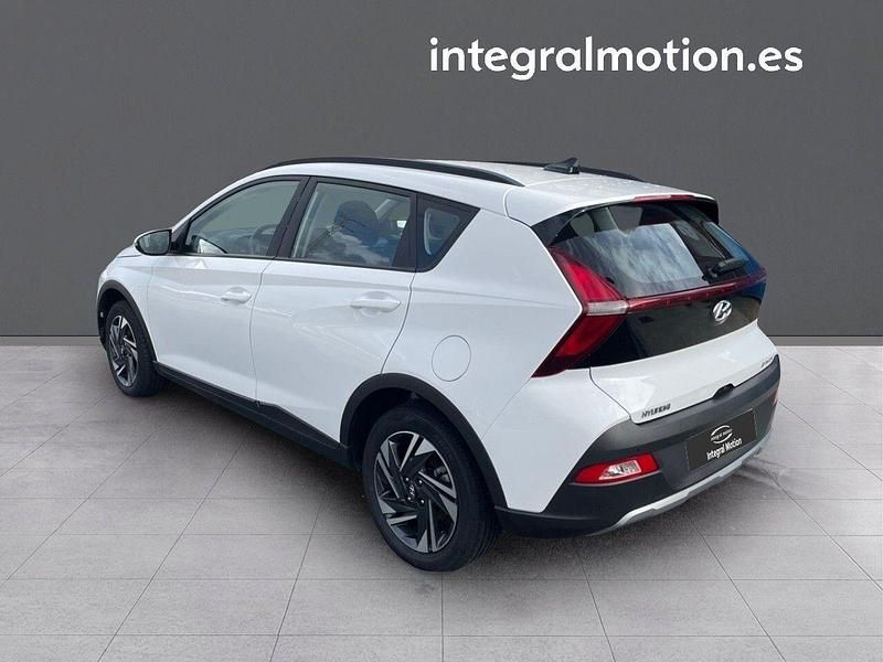 Usado Hyundai Bayon 84 CV (61 kW) 2023 Blanco SUV
