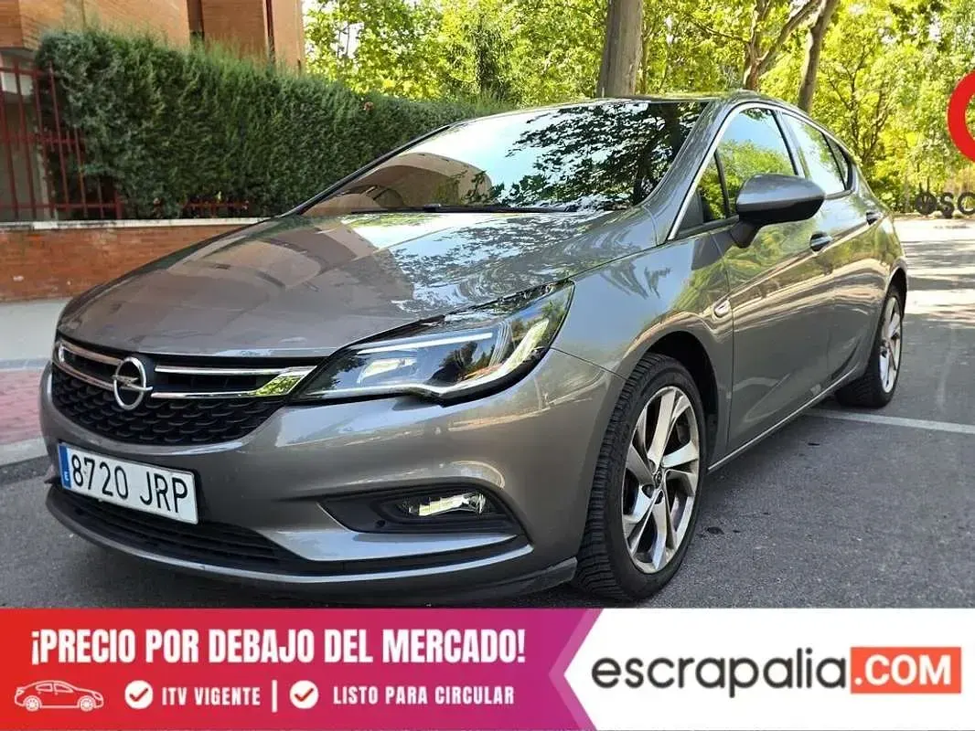 Usado Opel Astra Dynamic 150 CV (110 kW) 2016 Gris Utilitario