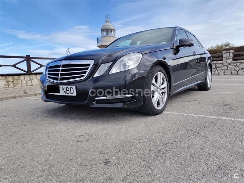 Usado Mercedes E300 231 CV (169 kW) 2013 Negro Berlina