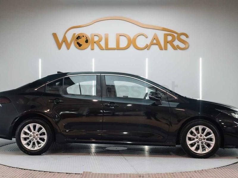 Usado Toyota Corolla Active 122 CV (89 kW) 2023 Negro Berlina