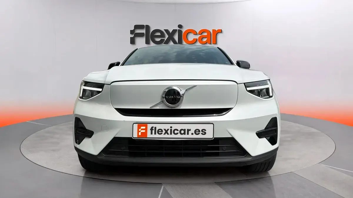 Usado Volvo C40 Ultimate 300 kW (408 CV) 2023 Blanco SUV