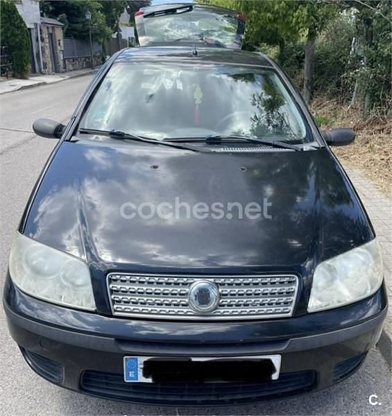 Negro Usado 2007 Fiat Punto Classica Utilitario | 3200 € (Precio justo) - Imagen 1/4