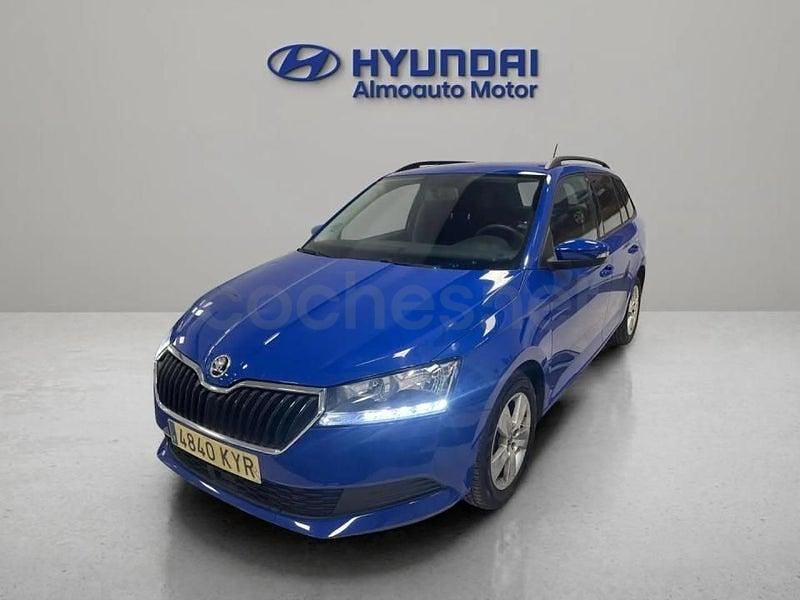 Usado Skoda Fabia 95 CV (69 kW) 2019 Azul Familiar