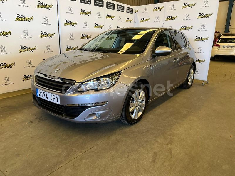 Gris / plata Usado 2015 Peugeot 308 Style Berlina | 13.800 € (Caro) - Imagen 1/4