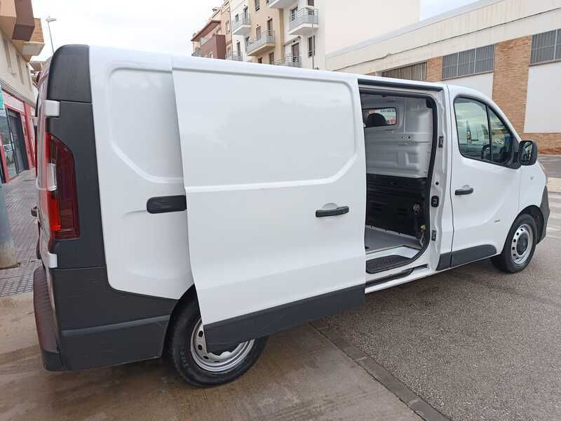 Blanco Usado 2015 Opel Vivaro Expression Van | 15.500 € (Buen precio) - Imagen 1/4