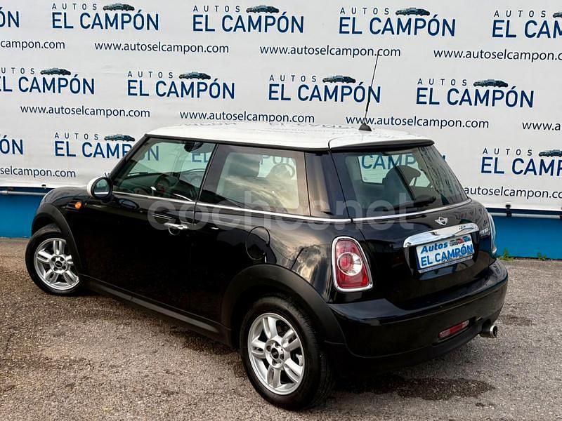 Usado Mini Cooper D 112 CV (82 kW) 2014 Negro Utilitario