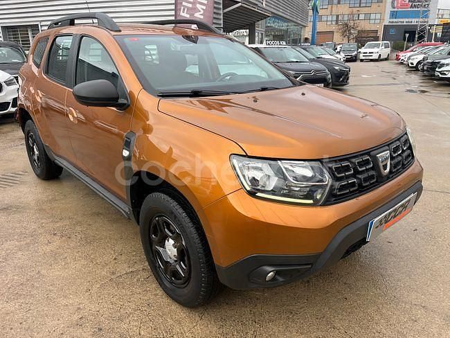 Usado Dacia Duster Comfort 115 CV (84 kW) 2019 Naranja SUV