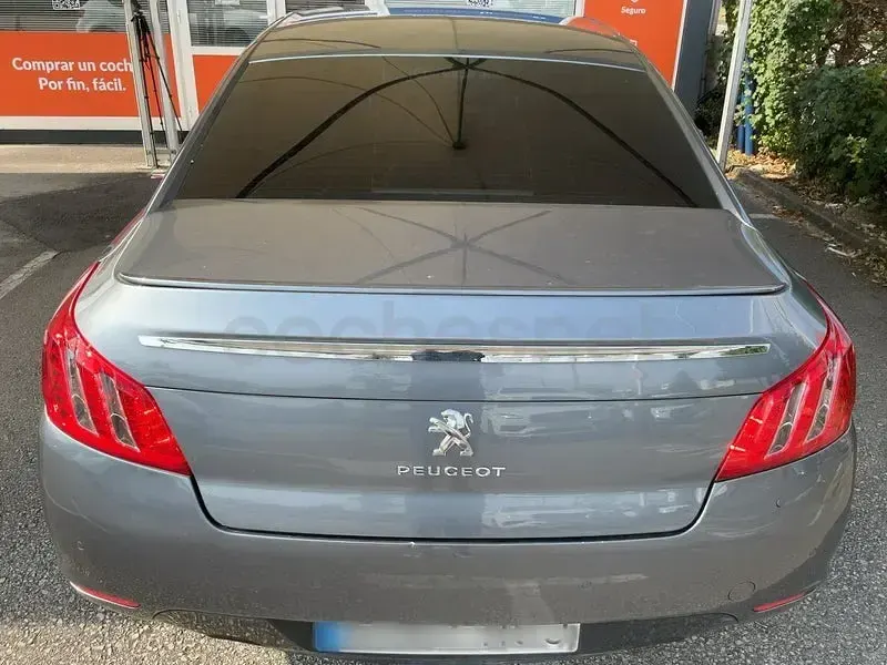 Usado Peugeot 508 Access 112 CV (82 kW) 2011 Gris / plata Berlina
