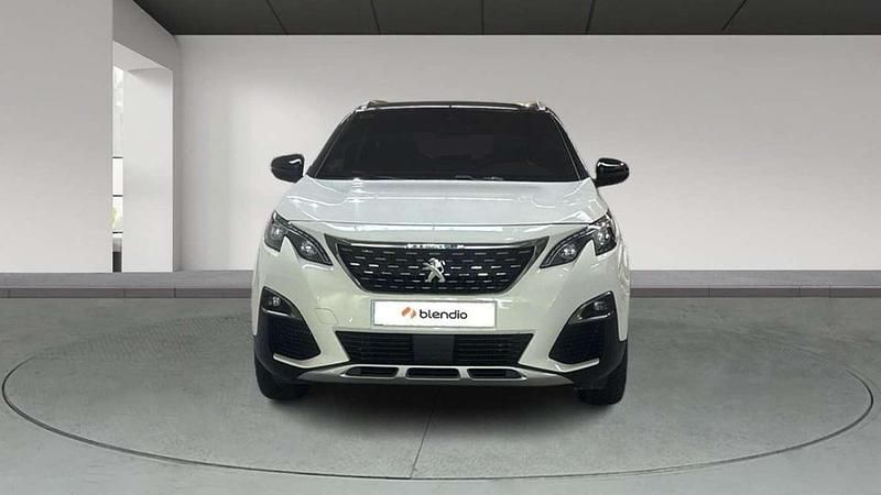Usado Peugeot 5008 Allure 131 CV (96 kW) 2019 Blanco Monovolumen