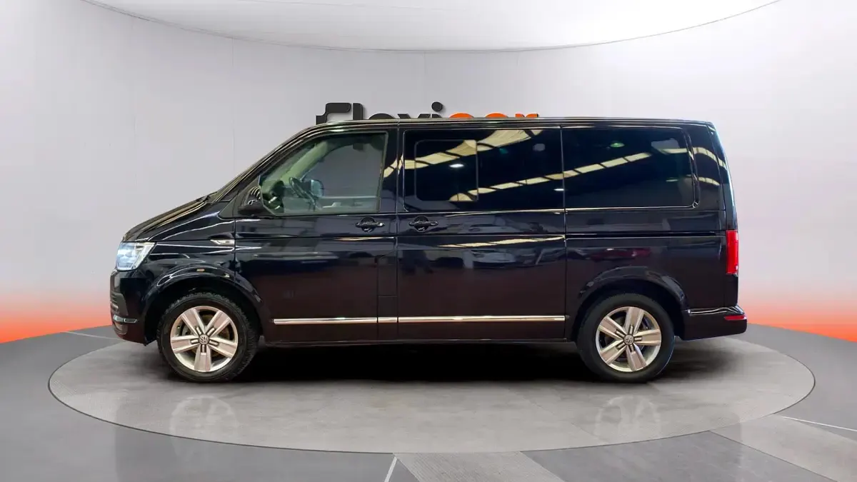 Usado VW Multivan 150 CV (110 kW) 2020 Negro Monovolumen